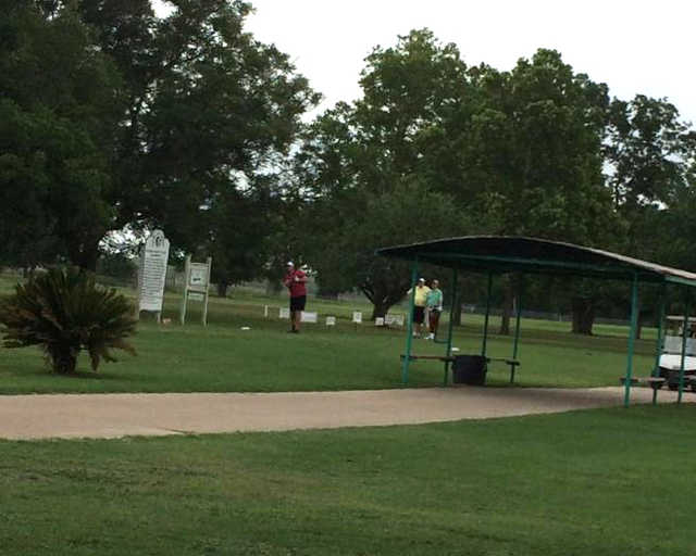 Luling Golf Club in Luling