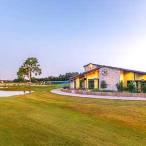 Jersey Meadow GC: Clubhouse